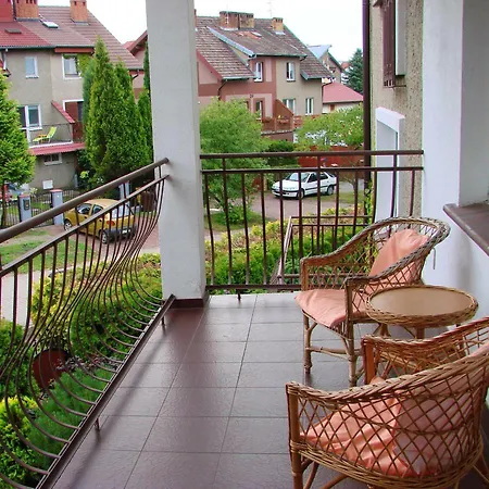 Δωμάτια σε οικογενειακή κατοικία Nostalgia - W Cenie Rowery, Parking, Sauna Kołobrzeg